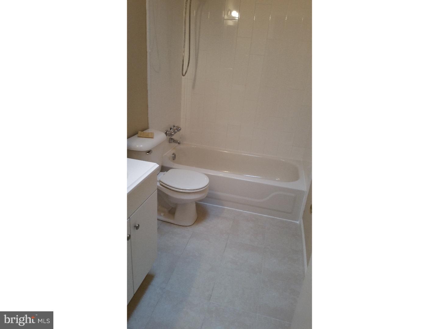 3211 Holly Road Philadelphia, PA 19154 - Photo 19 of 19 Master Bathroom