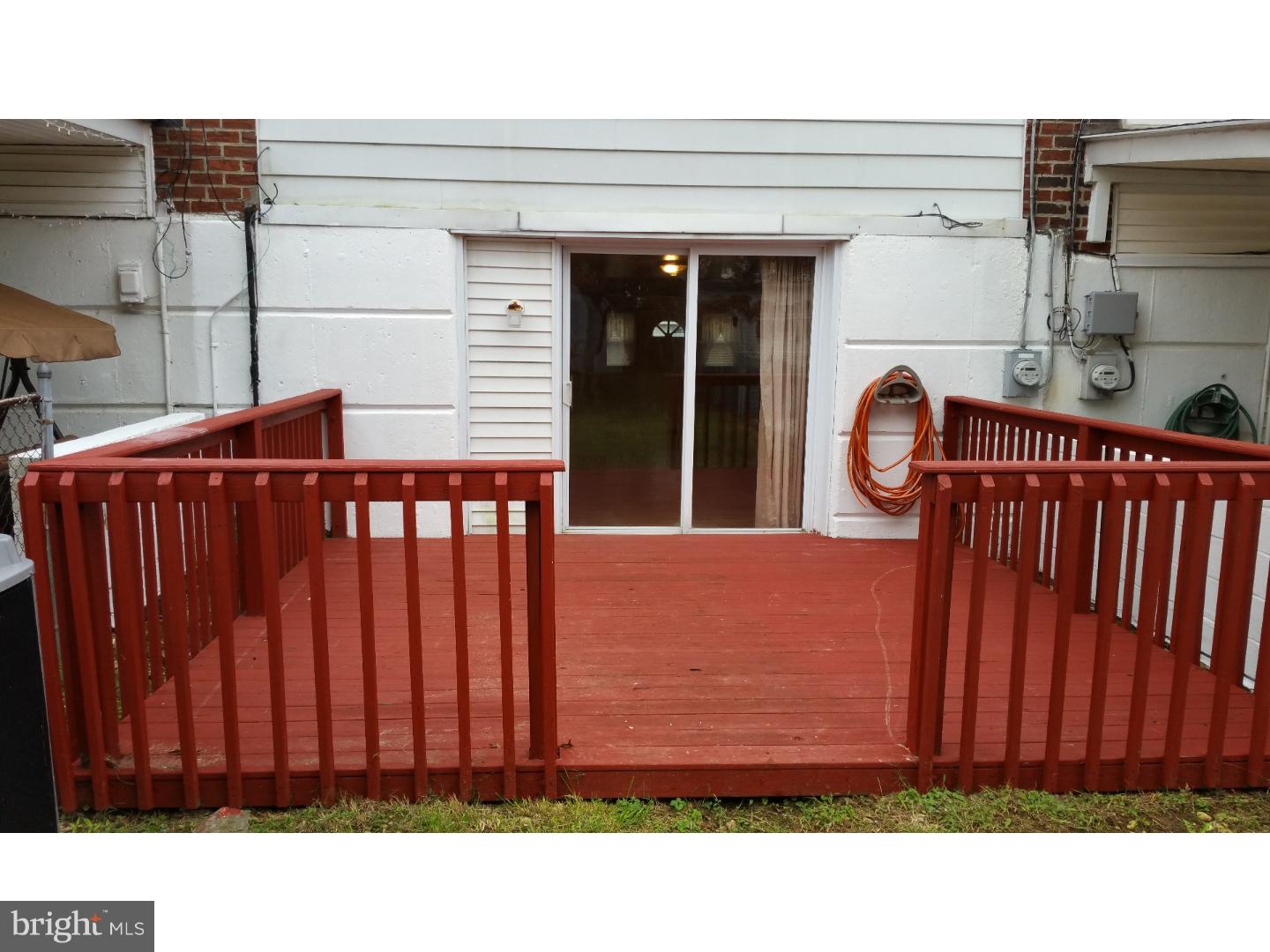 3211 Holly Road Philadelphia, PA 19154 - Photo 4 of 19 Deck