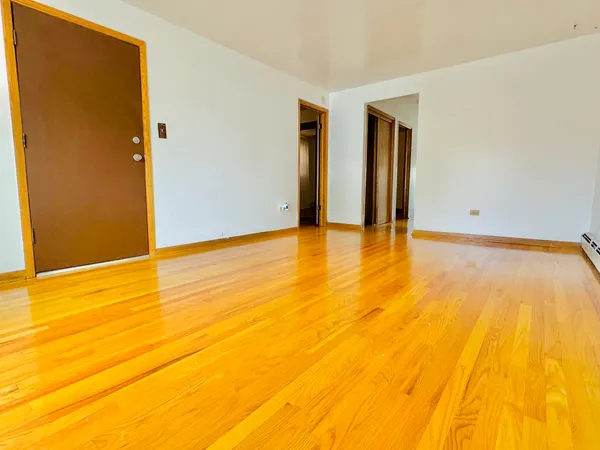 $1,700 | 4211 West 63rd Street, Unit 1, Chicago, IL 60629