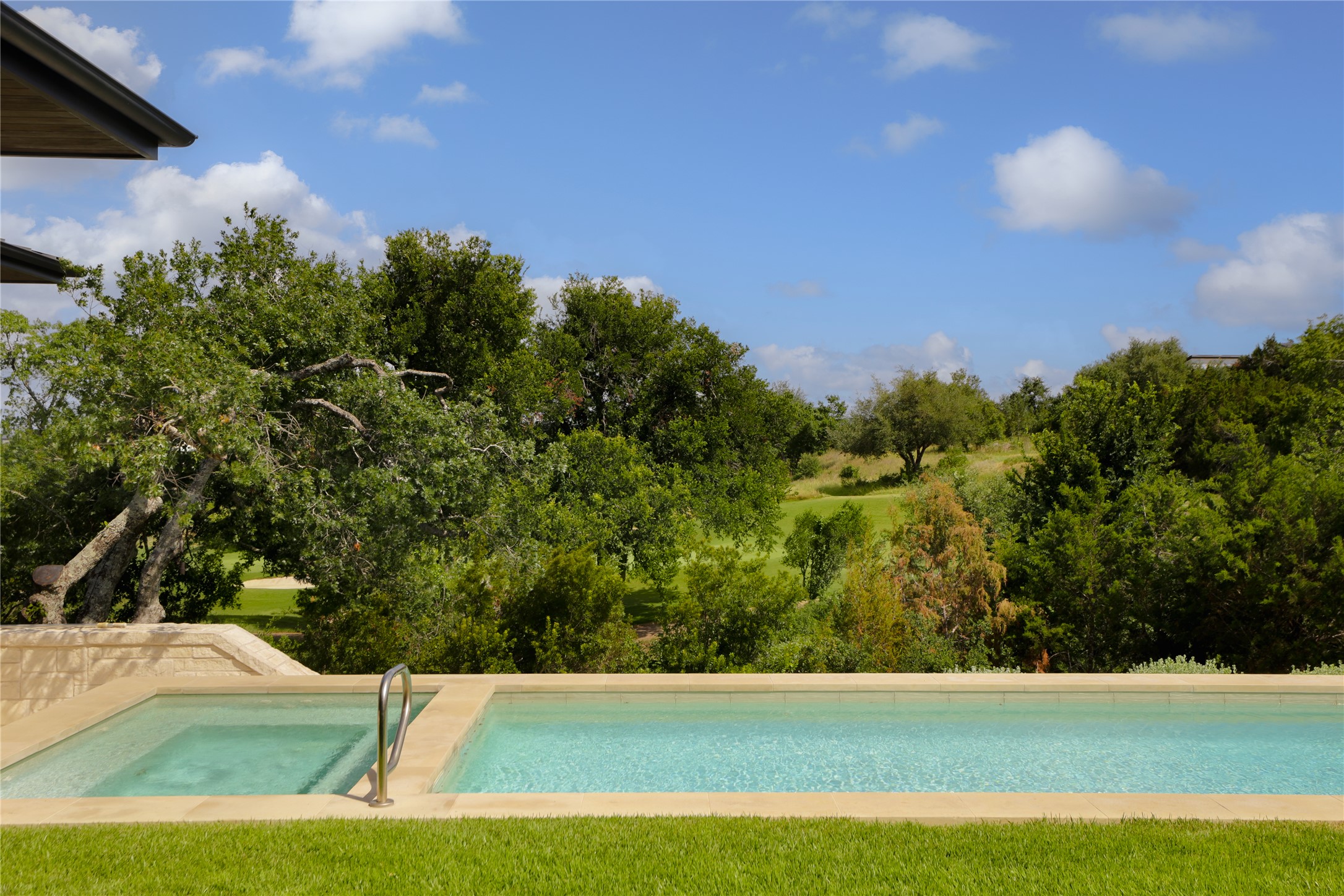 12900 Hacienda Ridge Austin, TX 78738 - Photo 33 of 40 a view of a big yard