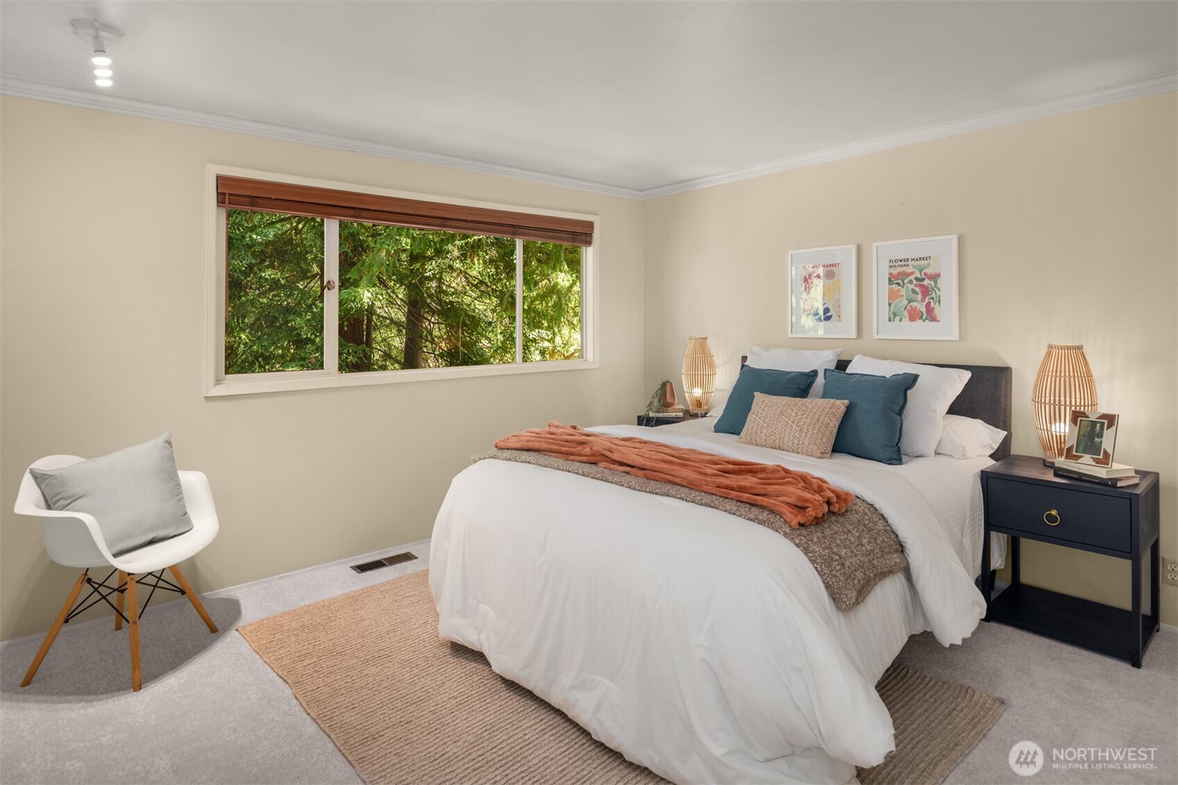 6920 94th Avenue Southeast Mercer Island, WA 98040 - Photo 24 of 33