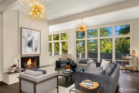 $2,200,000 | 6920 94th Avenue Southeast, Mercer Island, WA 98040