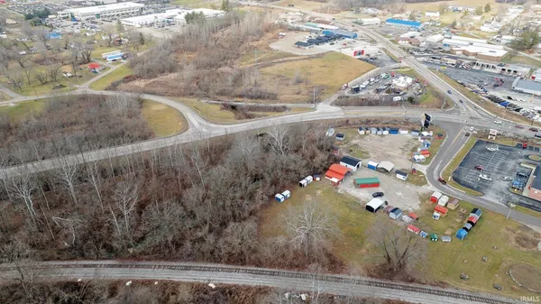 $800,000 | 886 West Franklin Street, Spencer, IN 47460