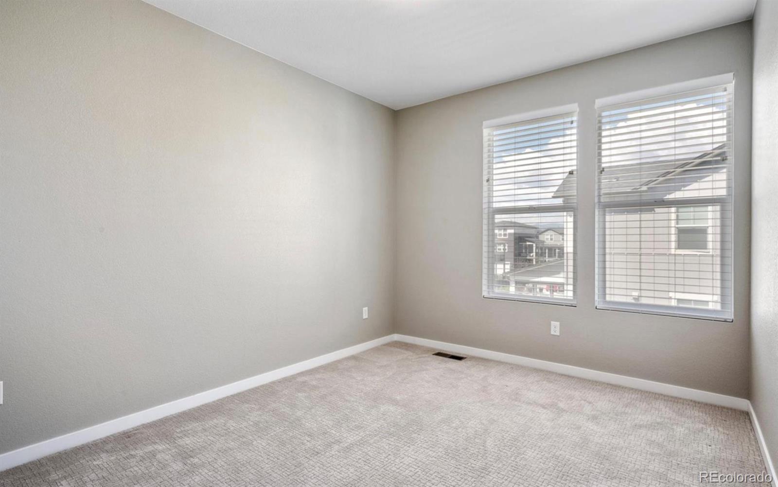 8926 Ramblestone Street Highlands Ranch, CO 80129 - Photo 13 of 22