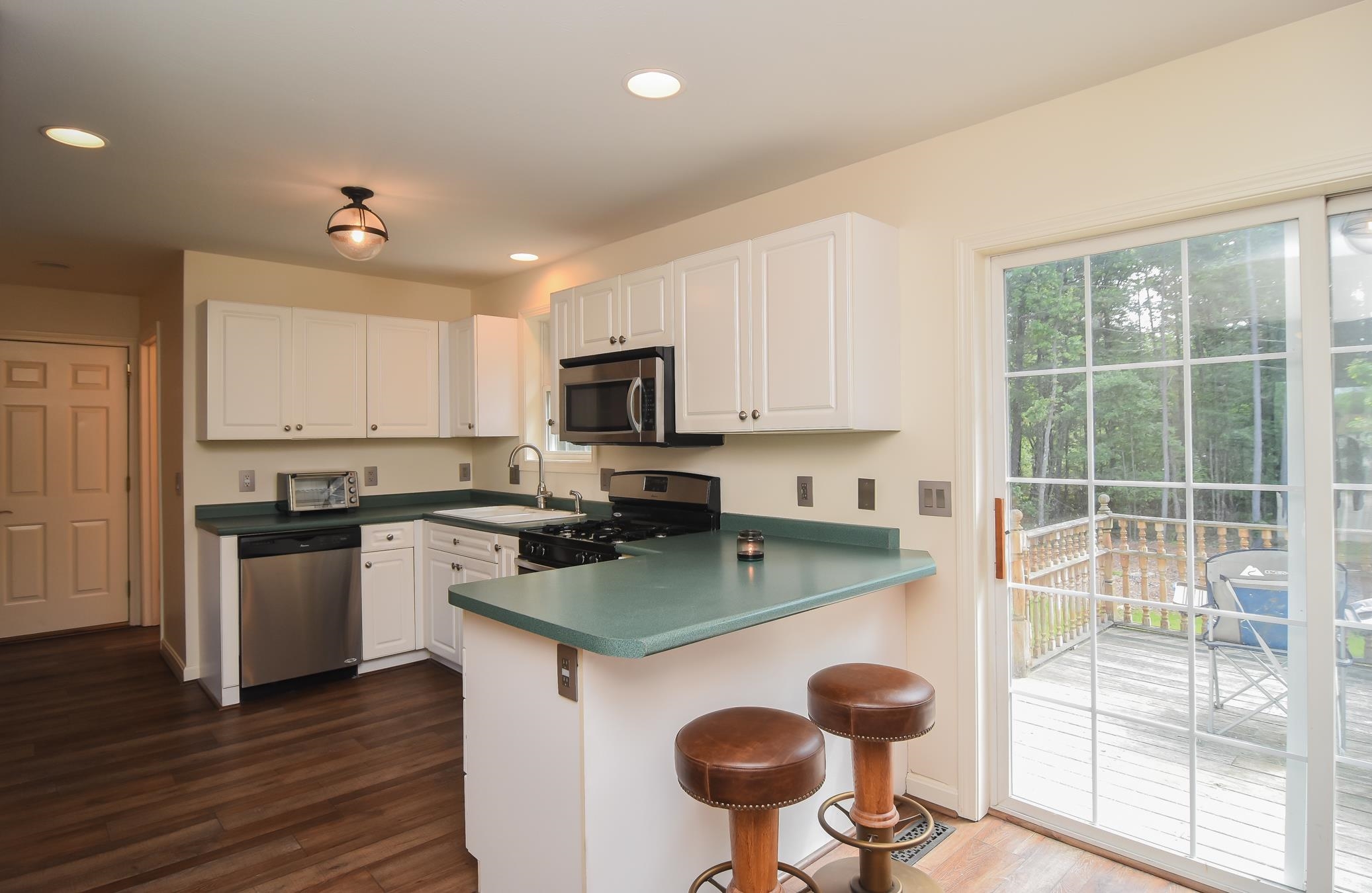 5 Findlay Way Merrimack, NH 03054 - Photo 7 of 40