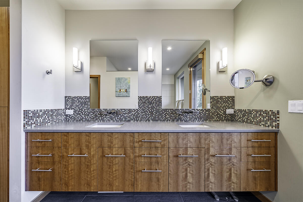 4220 Falcon Ridge Terrace Medford, OR 97504 - Photo 31 of 47 DSC08863-HDR