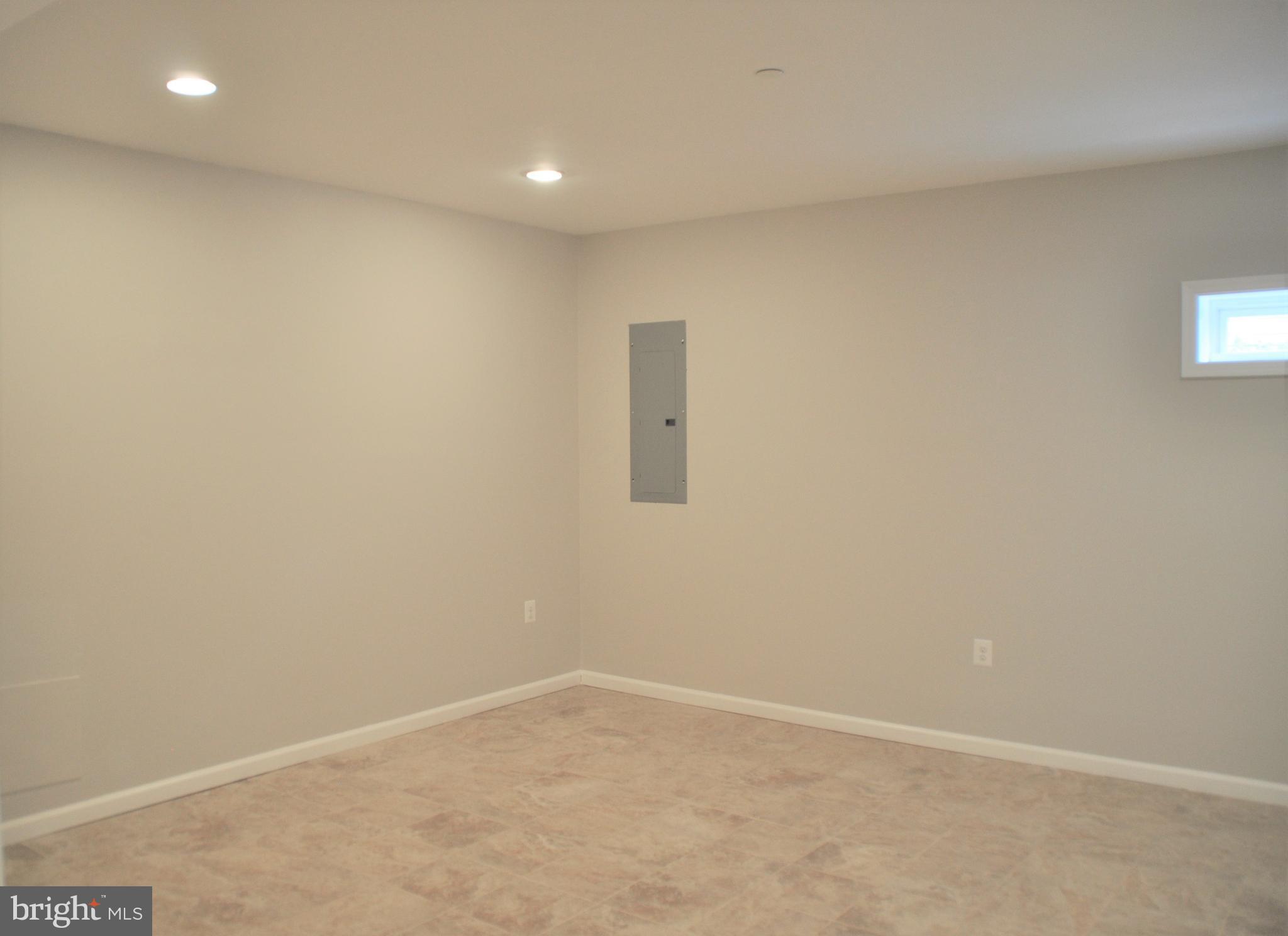 5937 Addison Road Capitol Heights, MD 20743 - Photo 21 of 26 lower family