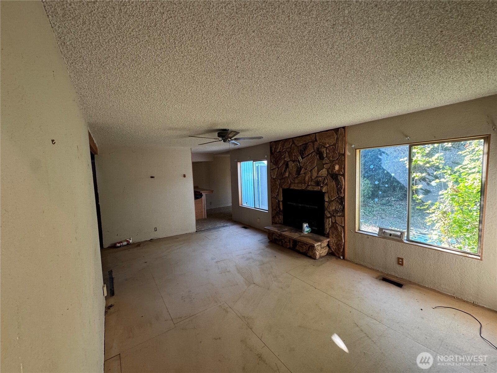 4939 Southwest Bruce Street Seattle, WA 98136 - Photo 2 of 14