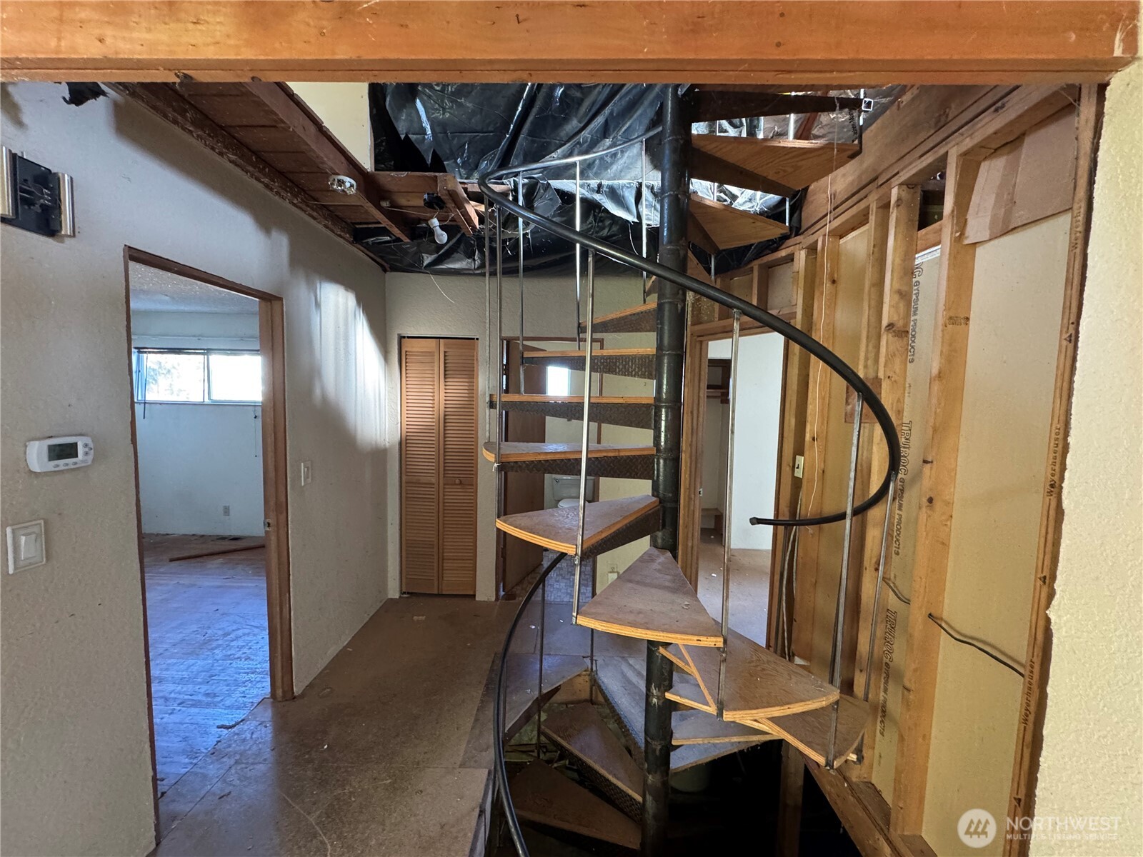 4939 Southwest Bruce Street Seattle, WA 98136 - Photo 6 of 14