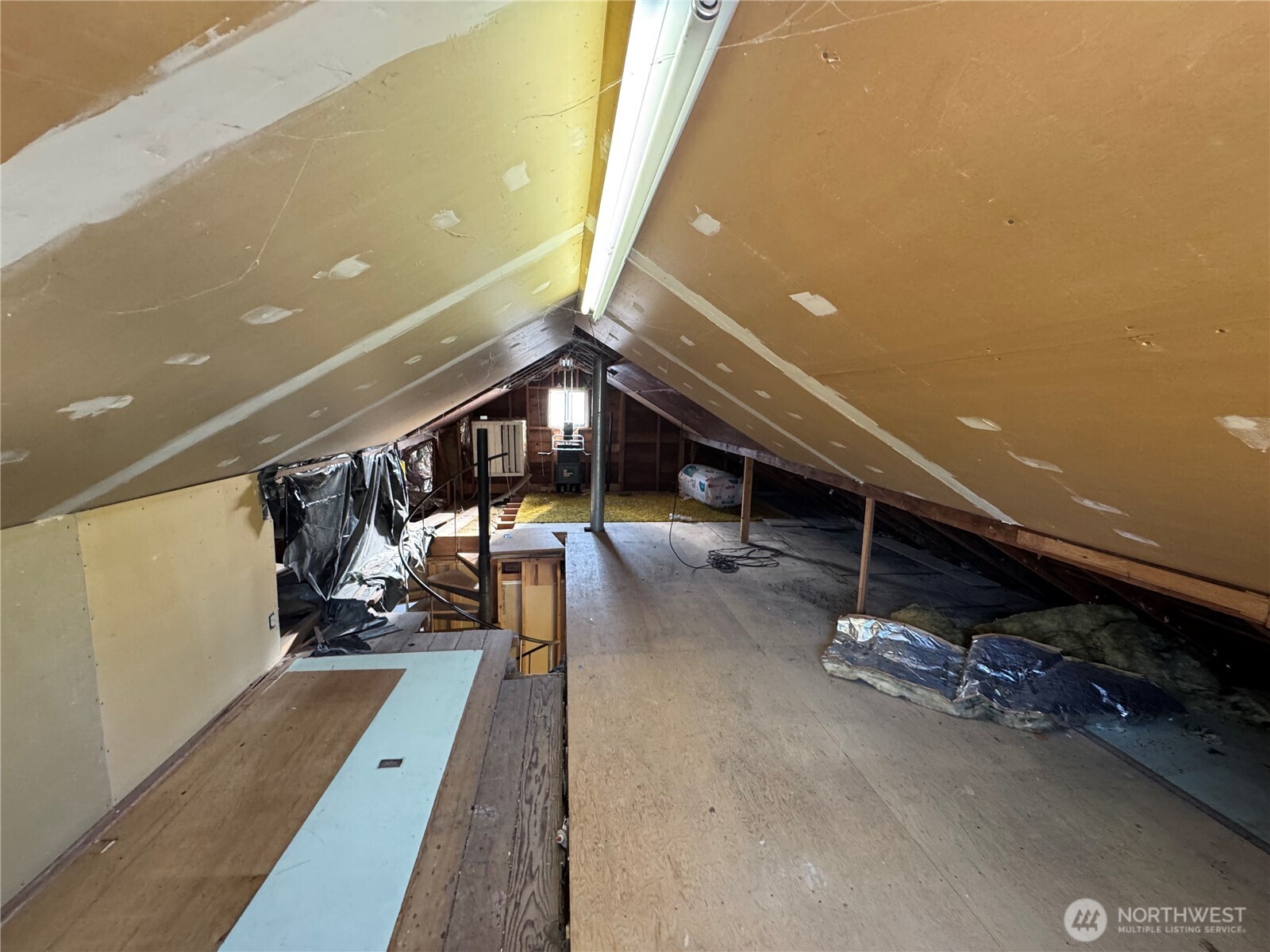 4939 Southwest Bruce Street Seattle, WA 98136 - Photo 10 of 14