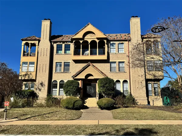 $3,500 | 1704 West Avenue, Unit 103, Austin, TX 78701