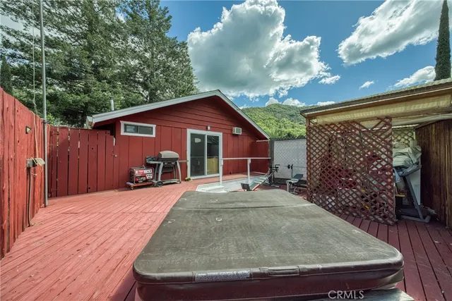 $395,000 | 5174 D Albert Drive, Upper Lake, CA 95485