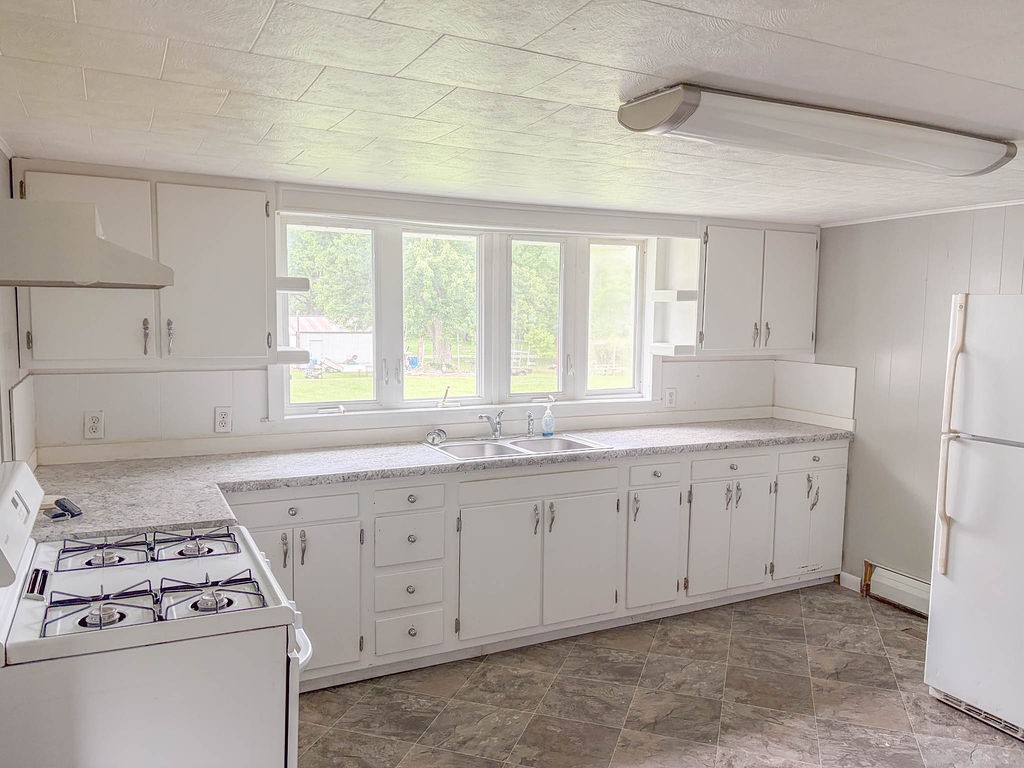 3 Riley Street Westville, IL 61883 - Photo 10 of 29