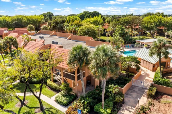 $249,000 | 11205 Green Lake Drive, Unit 204, Boynton Beach, FL 33437