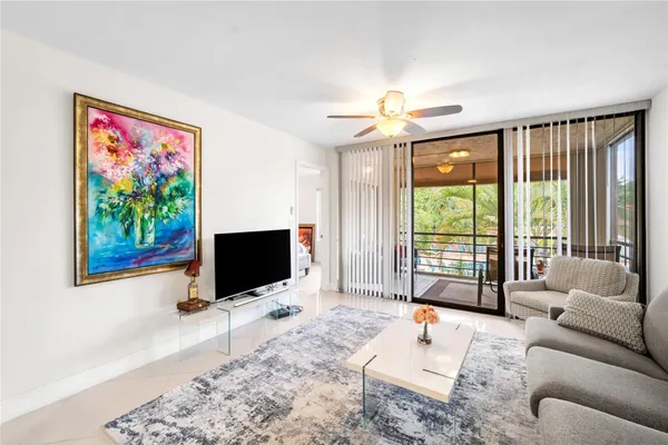 $249,000 | 11205 Green Lake Drive, Unit 204, Boynton Beach, FL 33437