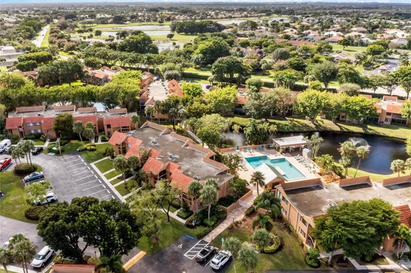 $249,000 | 11205 Green Lake Drive, Unit 204, Boynton Beach, FL 33437