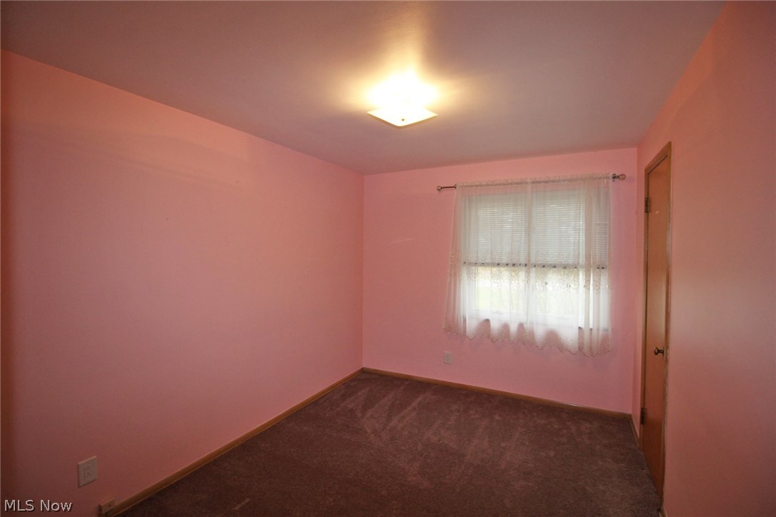 6423 York Road Parma Heights, OH 44130 - Photo 9 of 14 Gallery Image 9