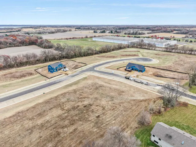 $119,900 | Lot 12 Prestige, Edgerton, WI 53534