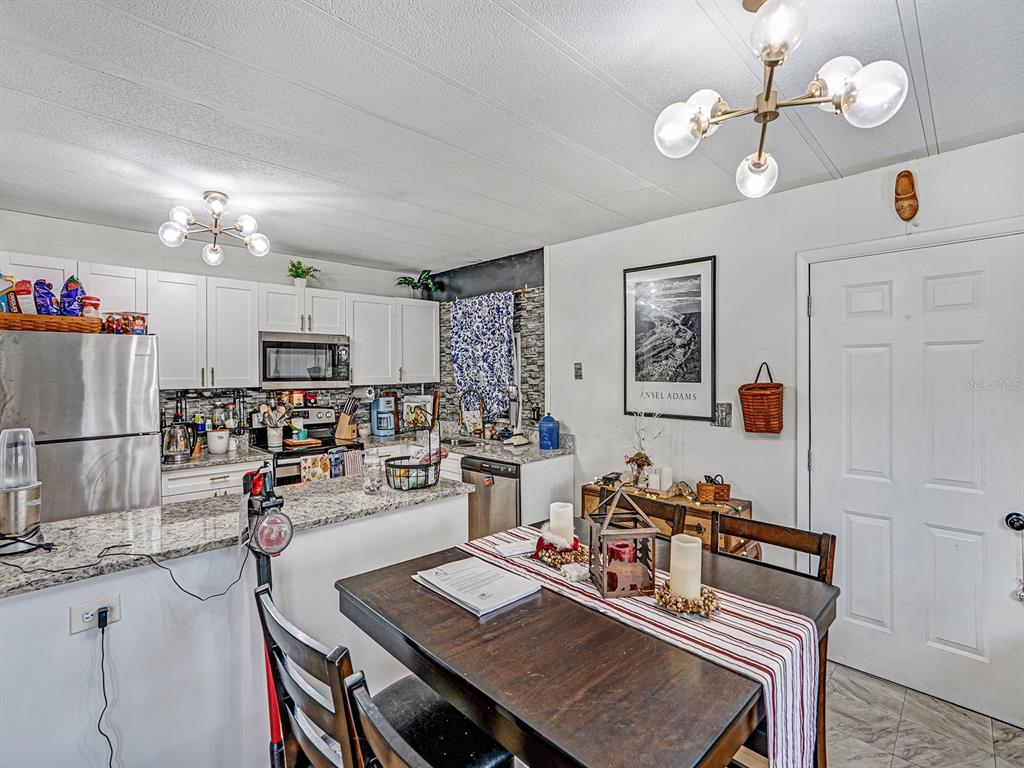 5124 Darlington Road Holiday, FL 34690 - Photo 8 of 27