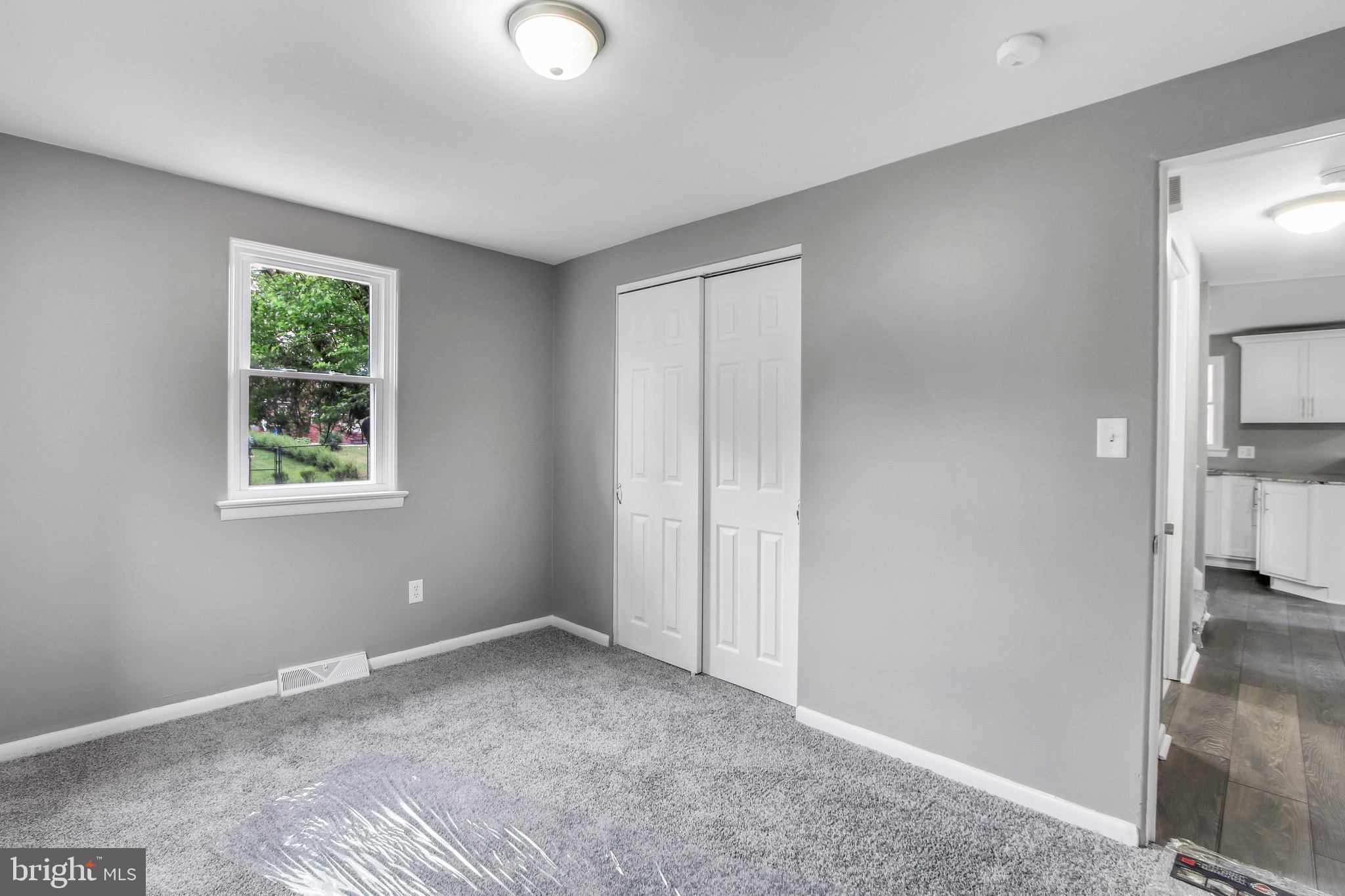 317 Maywood Road York, PA 17402 - Photo 12 of 26 Gallery Image 12