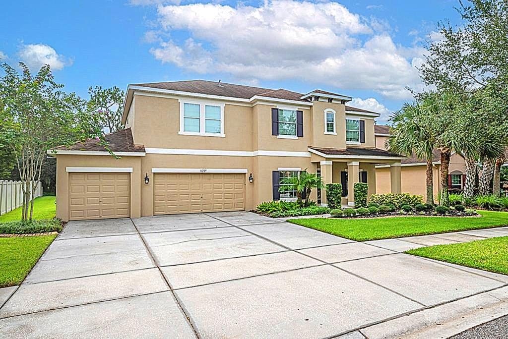 11209 Coventry Grove Circle Lithia, FL 33547 - Photo 38 of 45