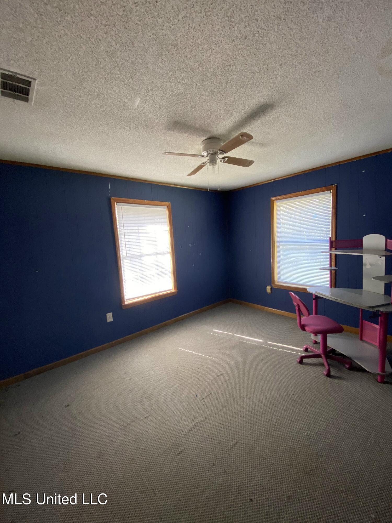 669 Kitchens Road Richton, MS 39476 - Photo 5 of 19 IMG_9206