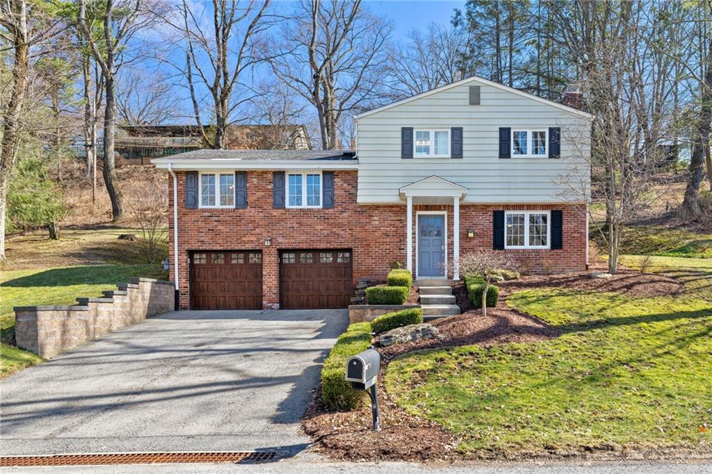 12 Thornridge Road Pittsburgh, PA 15202 - Photo 1 of 46 Gallery Image 1