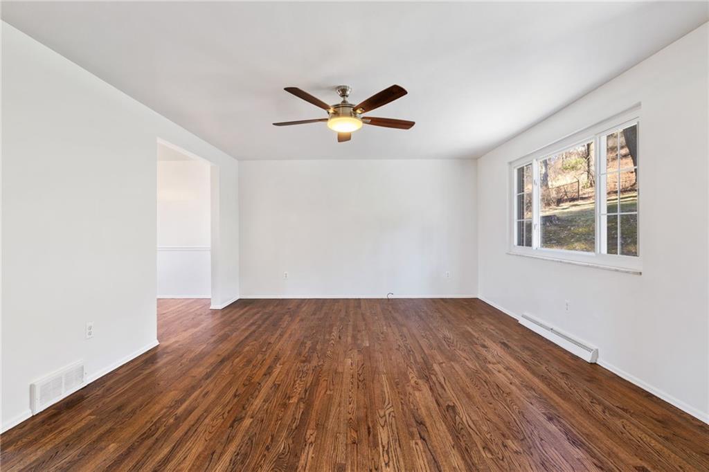 12 Thornridge Road Pittsburgh, PA 15202 - Photo 7 of 46 Gallery Image 7