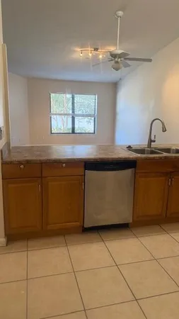 $1,725 | 2840 Stoneway Lane, Unit A, Fort Pierce, FL 34982