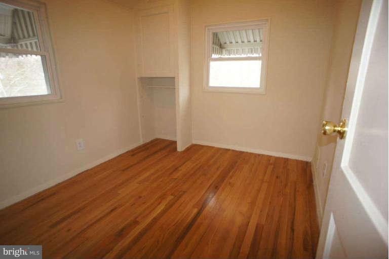 6939 Decatur Street Hyattsville, MD 20784 - Photo 13 of 29 Upstairs%20-%20One%20of%20Six%20Bedrooms