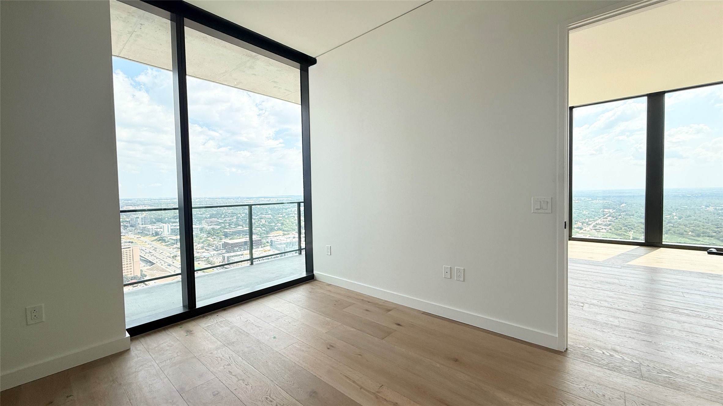 610 Davis Street, Unit 4007 Austin, TX 78701 - Photo 14 of 29