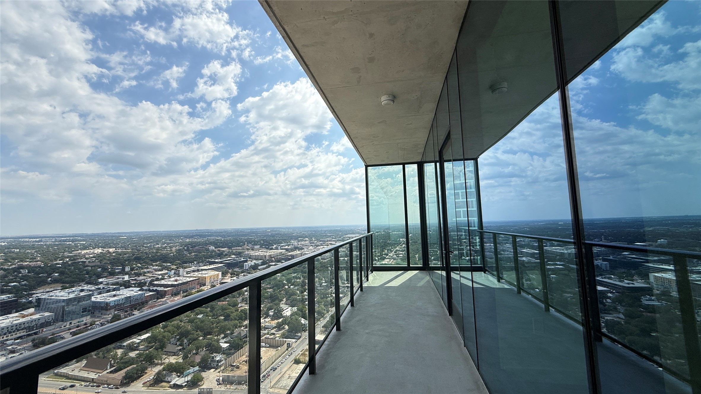 610 Davis Street, Unit 4007 Austin, TX 78701 - Photo 18 of 29