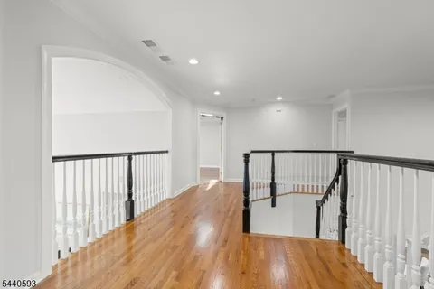 $1,950,000 | 33 Fox Run, North Caldwell, NJ 07006