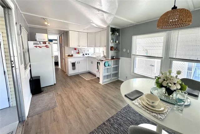 $185,000 | 10315 Cortez Road West, Unit 302, Bradenton, FL 34210