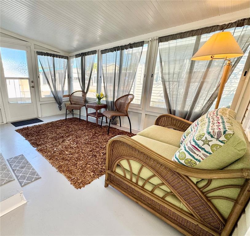 10315 Cortez Road West, Unit 302 Bradenton, FL 34210 - Photo 4 of 43