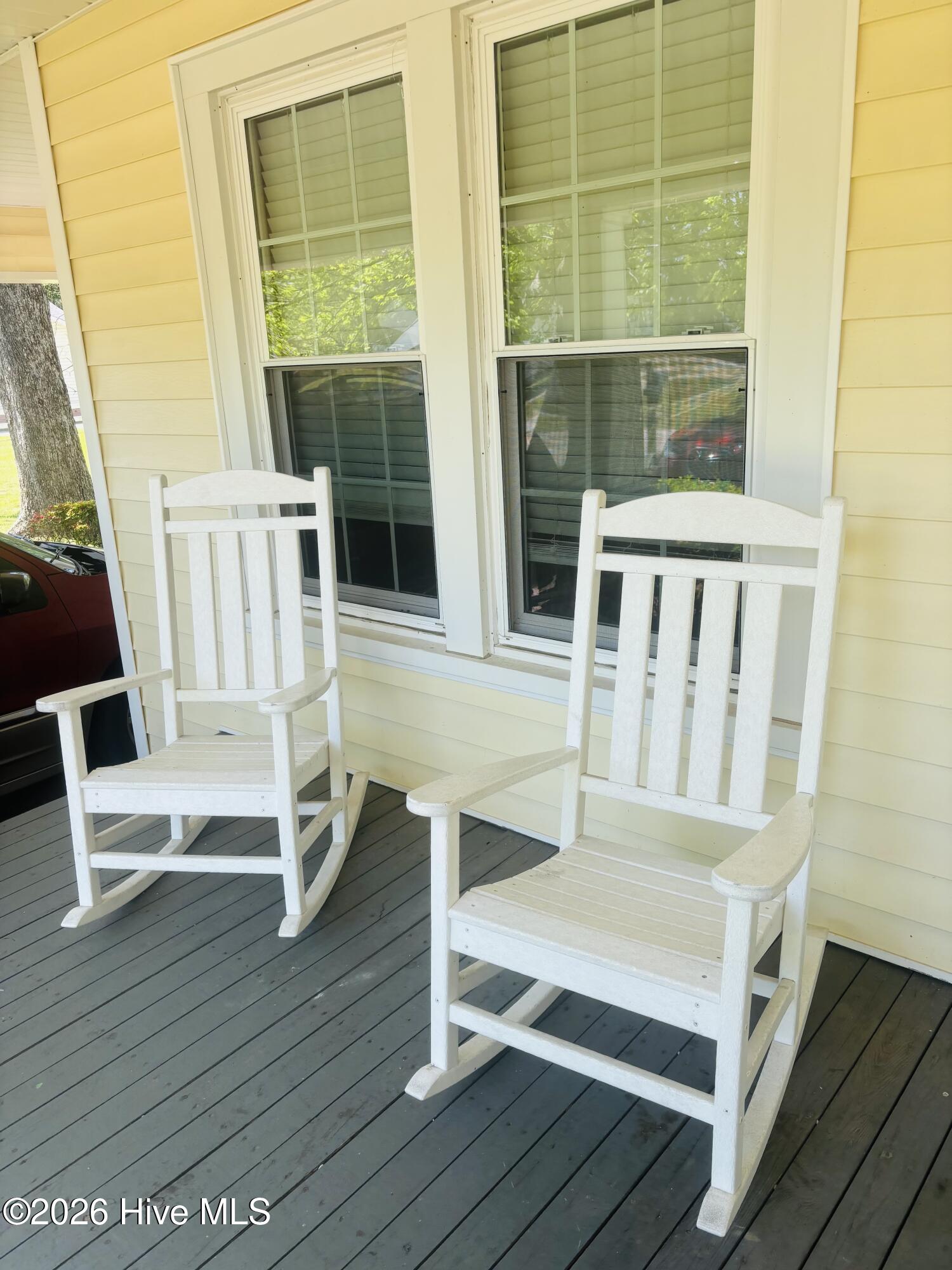 1011 Raleigh Road Clinton, NC 28328 - Photo 3 of 17 front porch