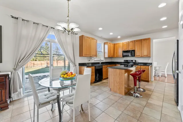 $500,000 | 2022 Torino Drive, Elgin, IL 60123