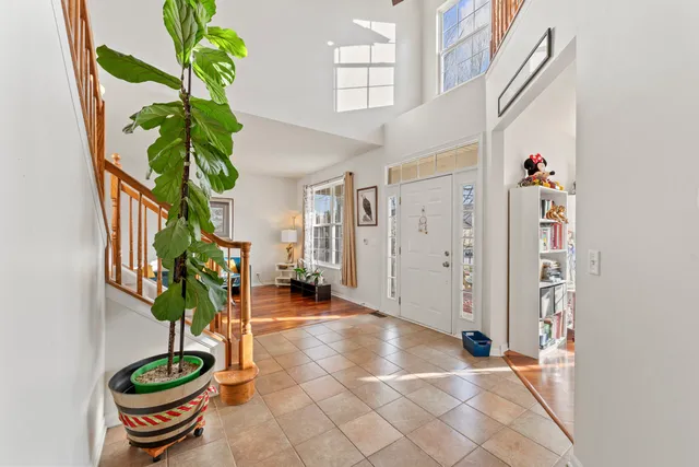 $500,000 | 2022 Torino Drive, Elgin, IL 60123