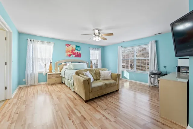 $500,000 | 2022 Torino Drive, Elgin, IL 60123