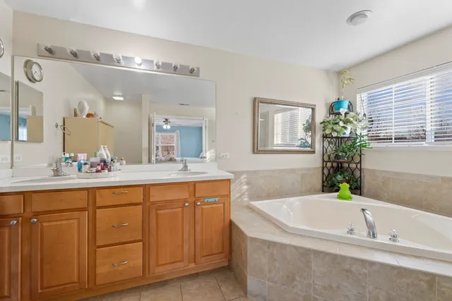 $500,000 | 2022 Torino Drive, Elgin, IL 60123