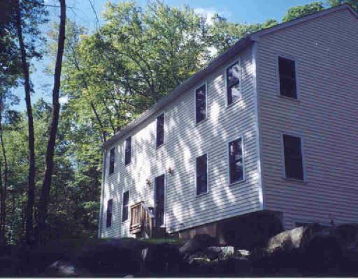 18 Cove Road Brookfield, CT 06804 - Photo 1 of 1 a view of a house with a yard