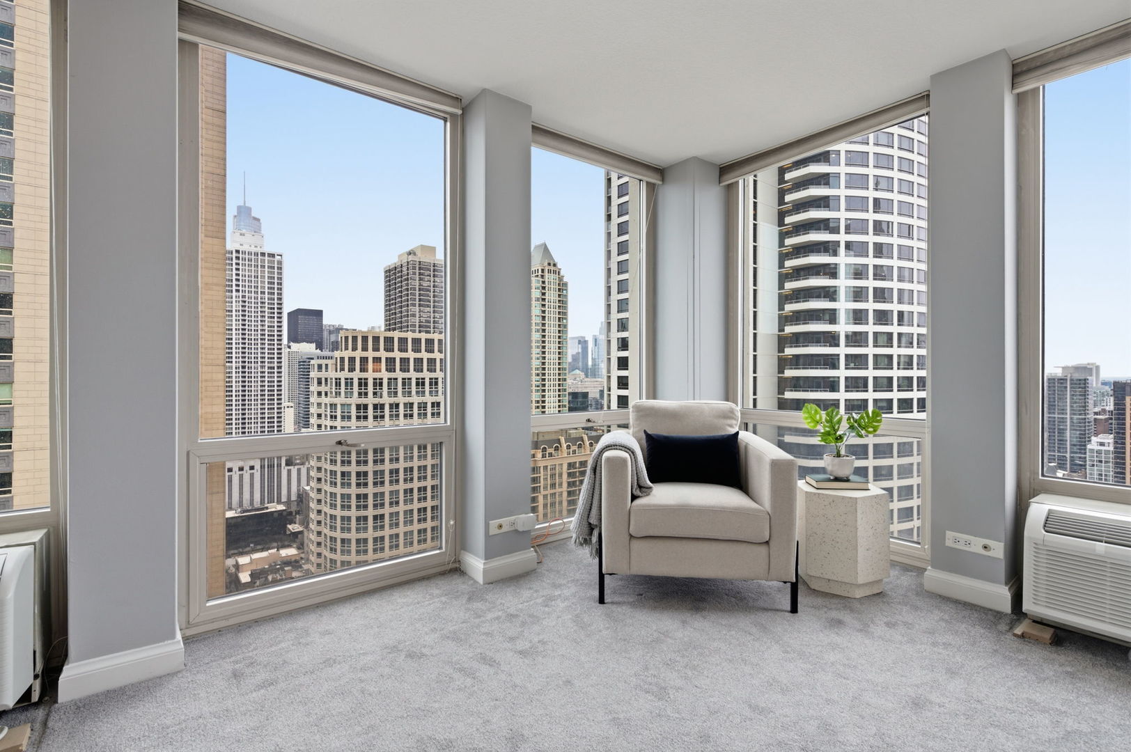 111 East Chestnut Street, Unit 37K Chicago, IL 60611 - Photo 20 of 49