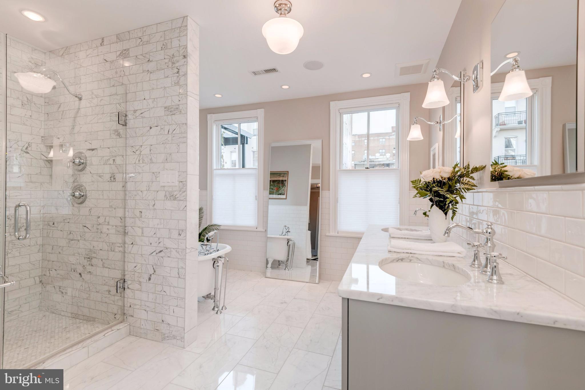 1620 Riggs Place Northwest Washington, DC 20009 - Photo 13 of 29 Bath (Master)