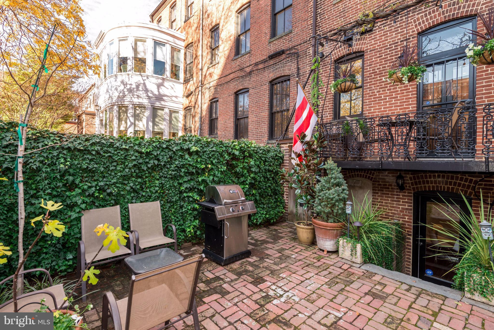 1620 Riggs Place Northwest Washington, DC 20009 - Photo 25 of 29 Exterior (General)