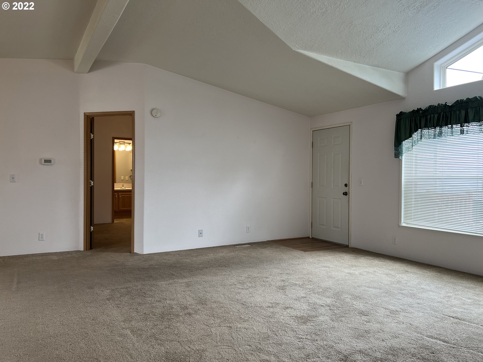 13640 Southeast Highway 212, Unit 80 Clackamas, OR 97015 - Photo 5 of 24