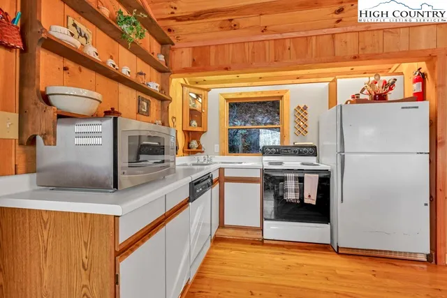 $845,000 | 3209 Howard's Creek Road, Boone, NC 28607