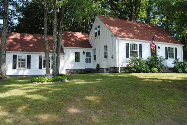 26 Rydberg Terrace Worcester, MA 01607 - Photo 1 of 23 Gallery Image 1