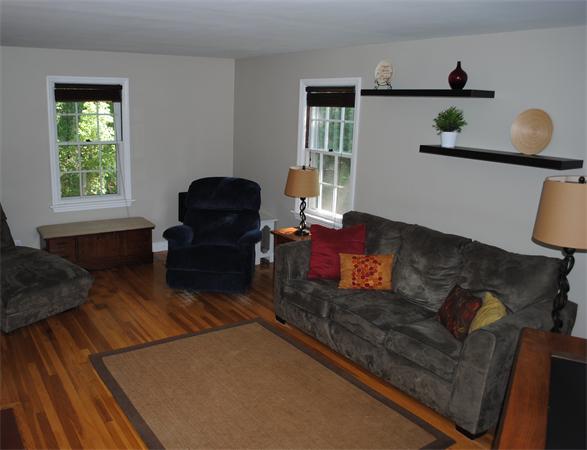 26 Rydberg Terrace Worcester, MA 01607 - Photo 10 of 23 Gallery Image 10