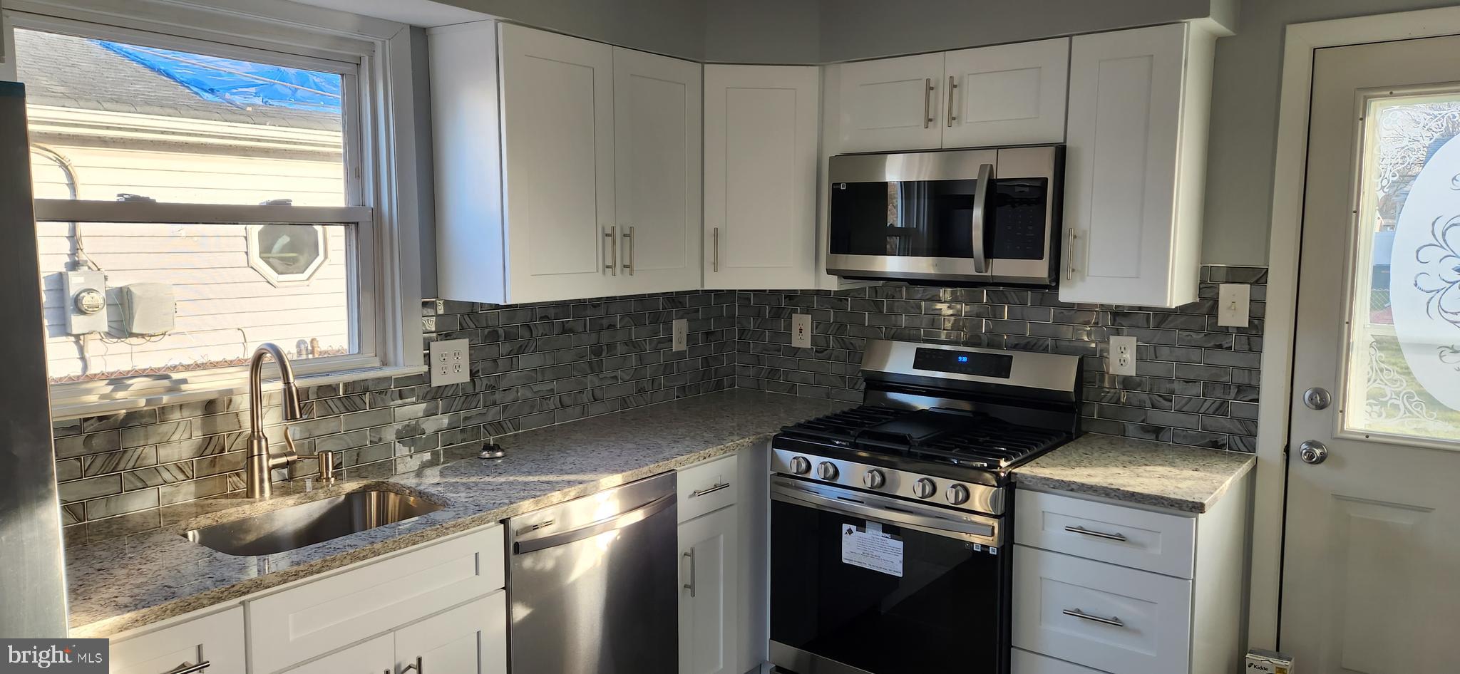 463 Flanders Road Bellmawr, NJ 08031 - Photo 5 of 20
