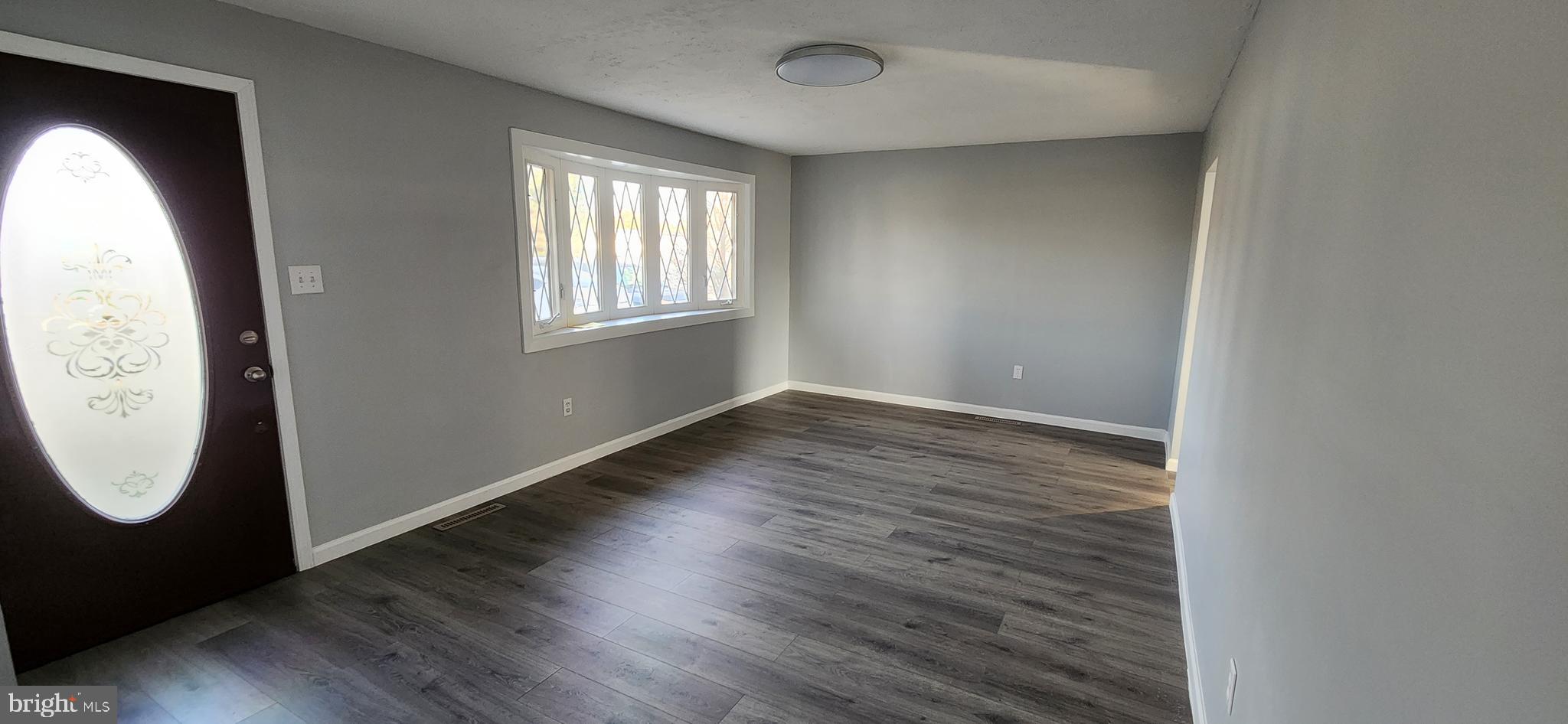 463 Flanders Road Bellmawr, NJ 08031 - Photo 9 of 20